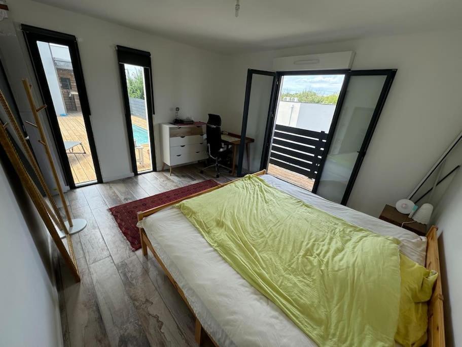 Luxury Villa With Pool And View Juvignac Esterno foto