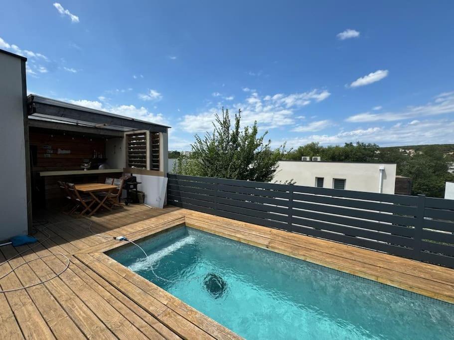 Luxury Villa With Pool And View Juvignac Esterno foto