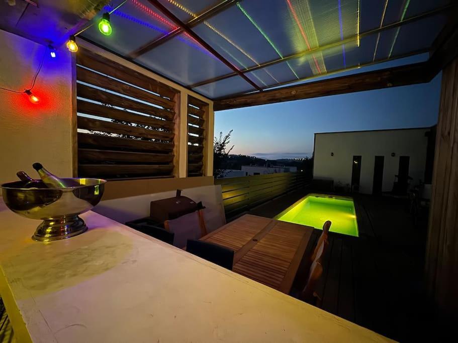 Luxury Villa With Pool And View Juvignac Esterno foto