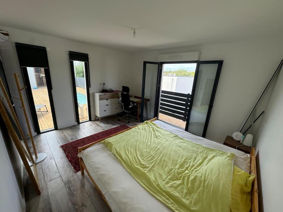 Luxury Villa With Pool And View Juvignac Esterno foto
